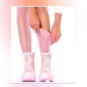 HunterxLoveShackFancy New in sealed box! PlayBoot (Short) Rose Heart WomenSize7🎀